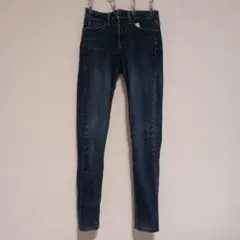 ユニクロ ウルトラストレッチジーンズ ブルー 22