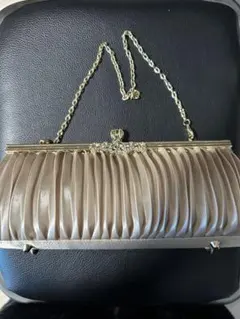 axes ベージュ パーティー用バッグ