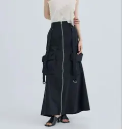 STUDIOUS ステュディオス　ジップアップ　ロングスカート　黒のサムネイル