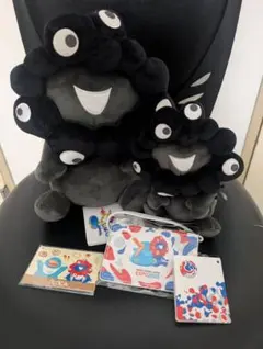 万博　レアグッズ　3点セット　黒ミャクミャク　イコカ　ミャクミャクキティ 万博 レアグッズ 3点セット 黒ミャクミャク イコカ ミャクミャクキティ
