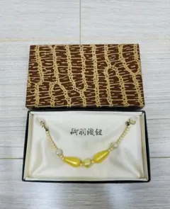 Item thumbnail for item 13c5ad18-b4fd-4076-8ba5-9a6010e2bc3b