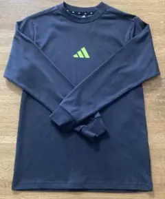 adidas 長袖Tシャツ グレー