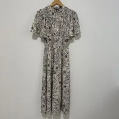美品　SPRAYPREMIUM 花柄ワンピース