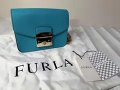 美品 FURLA フルラ チェーンショルダーバッグ ターコイズブルー