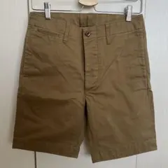 カーキ ショートパンツ バックポケット付き