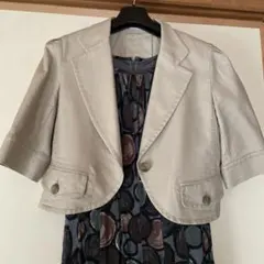 ショート丈 テーラードジャケット