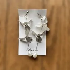 Bride me フラワーモチーフ イヤリング