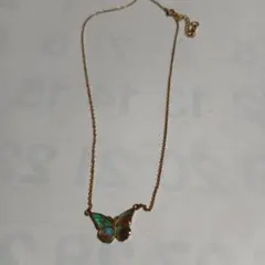 蝶々シェルネックレス