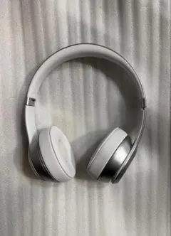 Beats Solo3 Wireless ヘッドホン 本体&ケースのサムネイル