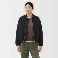 無印　婦人ふんわり中わたブルゾン　黒 XL