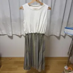 ノースリーブロングワンピース 幾何学模様