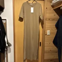 zara ロングワンピース