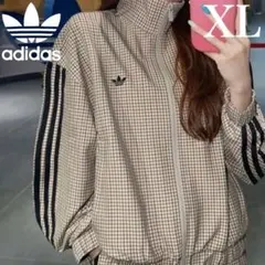 新品M⭐️adidas リニア グラフィック カリTシャツ ホワイト×ネイビー