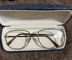 メタルフレーム 四角形メガネ クリアレンズ 度入り