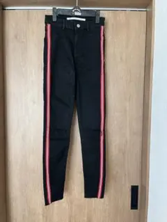ZARA スキニーパンツ
