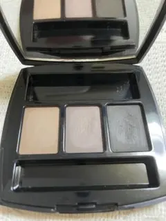 Item thumbnail for item 09b3bc19-d8b1-4475-af8d-bb6f1d03042b