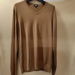 UNIQLO からしマスタード Vネック ニットピュアニューウール