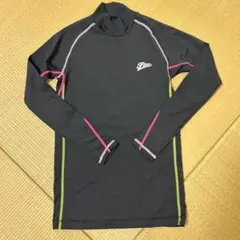 Fila タートルネック長袖アンダーシャツ　レディース　ブラック