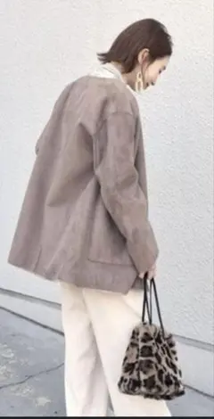 SHIPS⭐︎リバーシブルフェイクムートンブルゾン　キャメルベージュブラウン