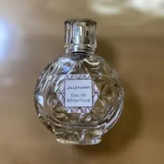 ジルスチュアート　ホワイトフローラル　空瓶