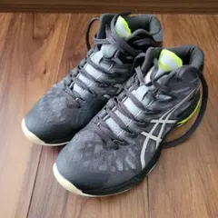 ASICSバレーボールシューズ TVR714 サイズ25.5cmメンズ - メルカリ