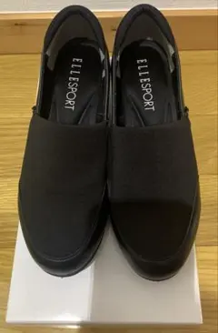 美品　パンプス　ELLE SPORT ブラック　ローヒール　異素材　ゆったりめ
