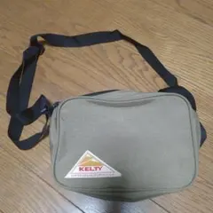 KELTY カーキ ショルダーバッグのサムネイル