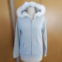 グレー ファー付きジップアップパーカー　　Ｌ