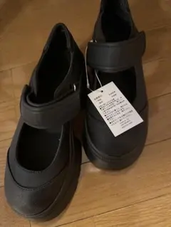 【新品】厚底ブラックメリージェーンシューズ23.5cm