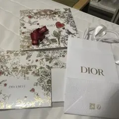 DECORTE ギフトボックス 花柄、ショッパー