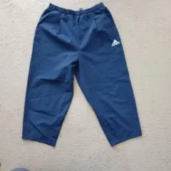 adidas ネイビー カジュアルパンツ 150サイズ
