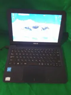 ASUS VivoBook L203NA Windows 初期化済み 充電器付き - メルカリ