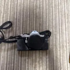 完動品】ほぼ新品 PENTAX KF デジタル一眼レフ ショット数247 - メルカリ