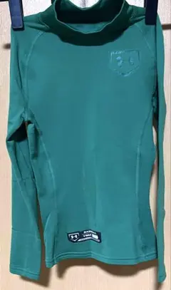 Under Armour グリーン ハイネック アンダーシャツ YSM