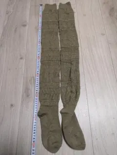カーキ ベージュ 編み模様 ロングソックス