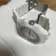 DIESEL ホワイト アナログ腕時計　ウィメンズ