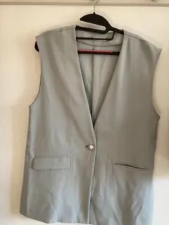 グレー ノーカラーベスト M