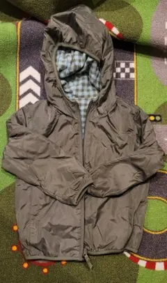 ユニクロ　リバーシブル　ジャンパー&フリース　キッズ用100〜110cm