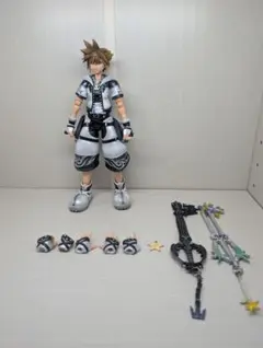 プレイアーツ改 キングダムハーツ 2 ソラ ファイナルフォーム フィギュア