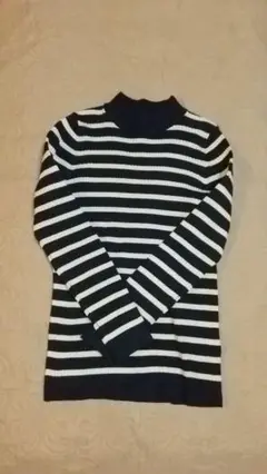 ネイビー ニット