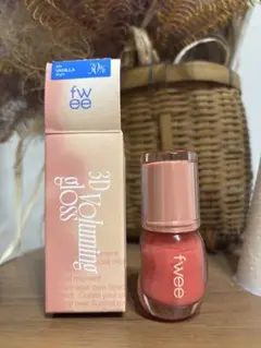 fwee 3D Voluming Gloss バニラ 30%