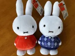 ミッフィー　ぬいぐるみ　ブルーナレッド&アーガイル♡