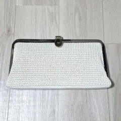 ホワイト編み込みクラッチバック