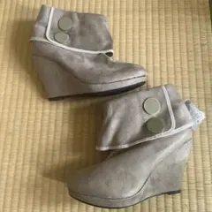 ショートブーツ　ベージュ　L