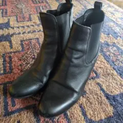 ◆値下げ中◆ファビオ・ルスコーニ　黒　ショートブーツ
