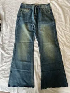 カットオフフレアデニム