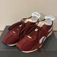 Reebok スニーカー ボルドー系