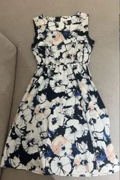 tocco closet フラワープリント ノースリーブワンピース