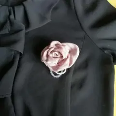 ラッピング無料☆華やかリボンの薔薇 2wayコサージュくすみピンクリボンフラワー