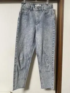 ZARA ライトブルーハイウエストデニム